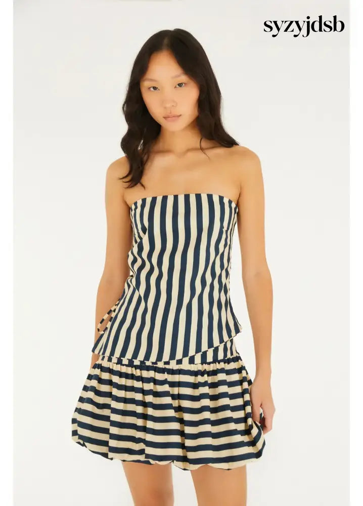 FALDA BALONE LISTRA - Skirts