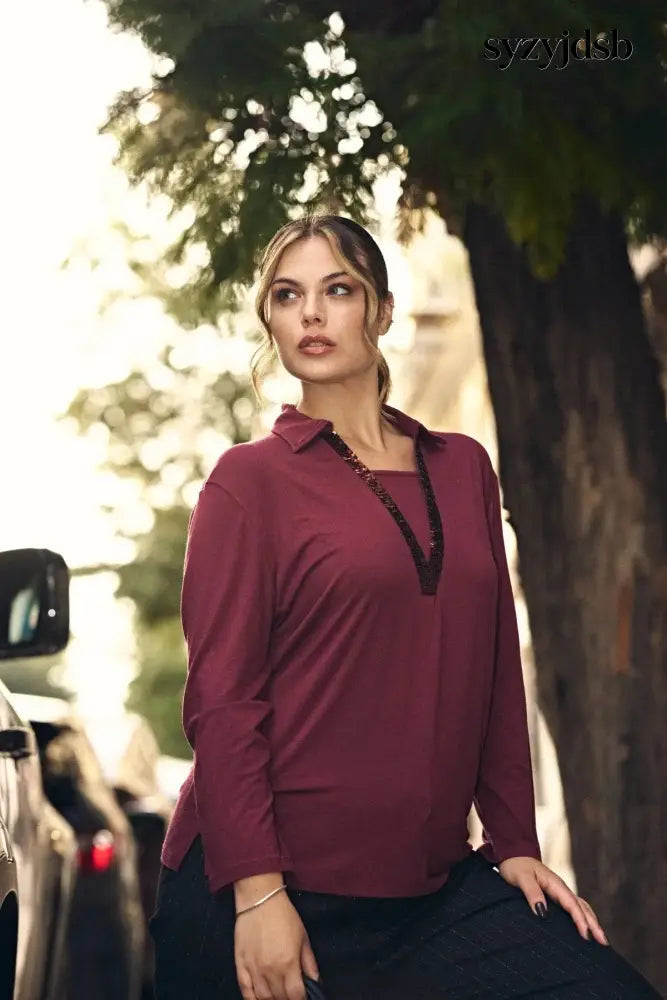 Maglia a maniche lunghe con scollo a V con inserto in paillettes tono su tono BURGUNDY - M - MAGLIA